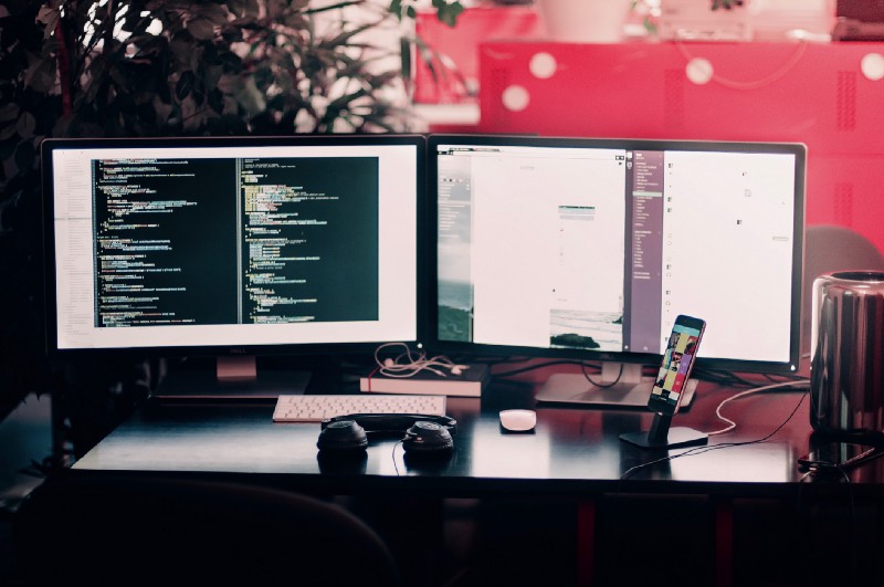 How to choose a company for app development?